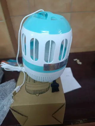 Lámpara mata mosquitos eléctrica