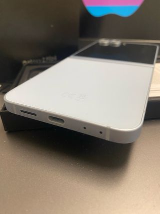 Samsung Galaxy Z Flip 6 *IMPECABLE*