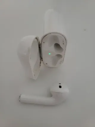 Apple AirPods Blancos