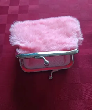 N.3 portamonete pelosi. Nuovi.