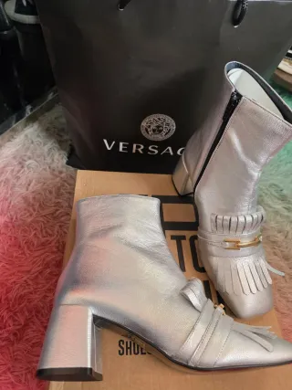 Botines de Piel Talla 40 Plata