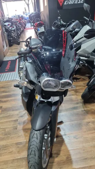 BMW K1200R Naked
