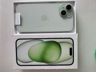 iPhone 15 Verde Plata 128gb