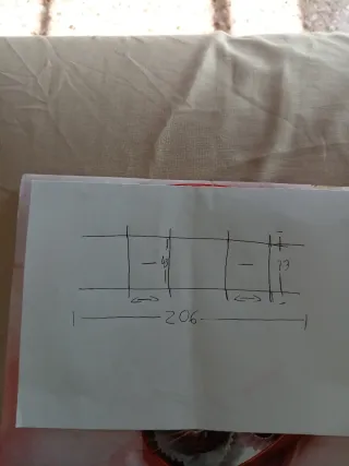 Estantería modular blanca y beige