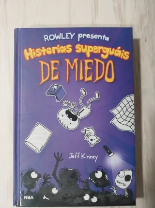 Rowley presenta..Historias superguais de miedo