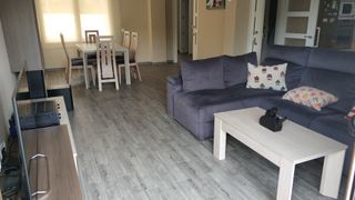 Mesa de comedor y salón