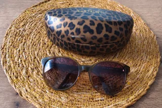 Gafas de sol Guess estampado animal print