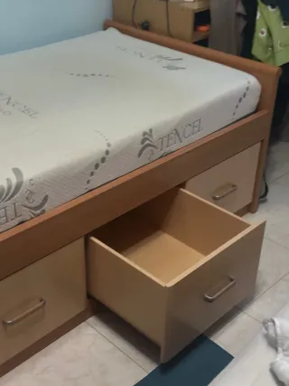 Cama con cajones icolchon,cómoda con cuatro cajone
