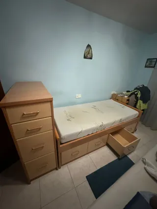 Cama con cajones icolchon,cómoda con cuatro cajone