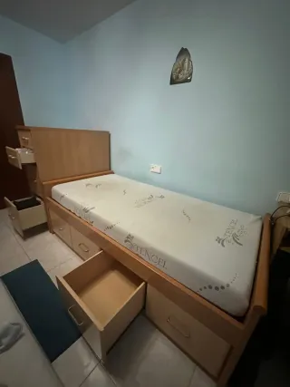 Cama con cajones icolchon,cómoda con cuatro cajone