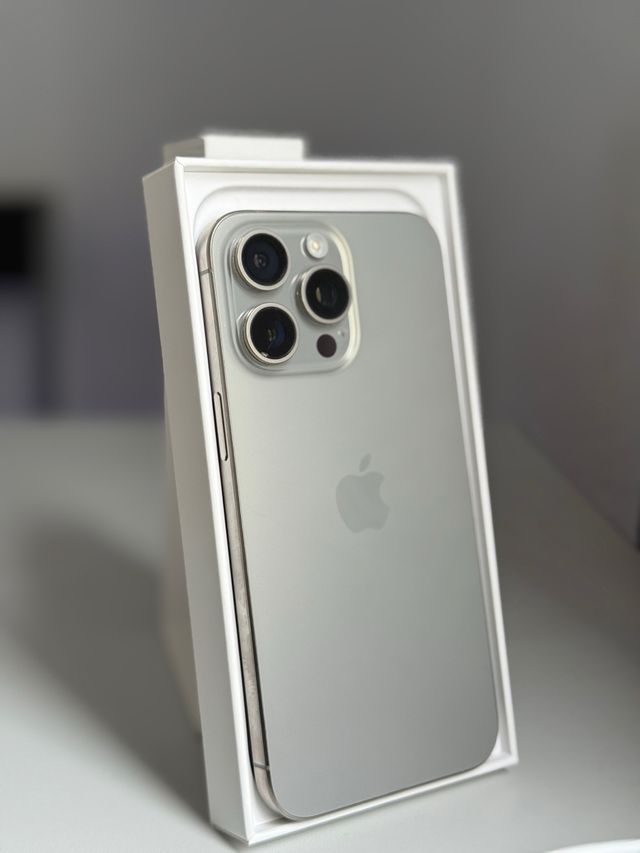 iPhone 15 Pro Max 256GB