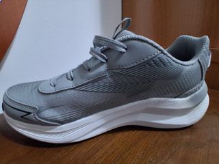 Zapatillas Skechers Gris Air Cooled Goga Mat