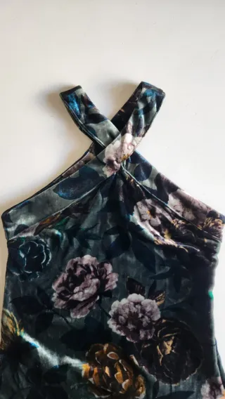 Vestido nuevo Zara Terciopelo Flores Flecos Talla