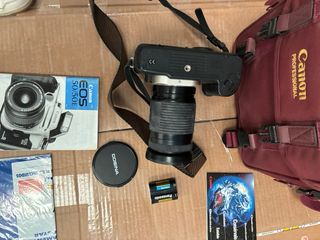 Canon EOS 50E carrete + accesorios