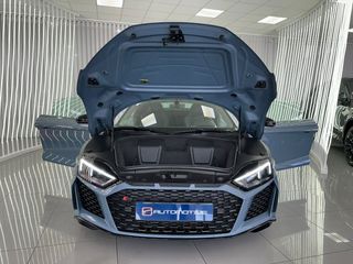 AUDI R8 V10 FSI performance 456kW quattro S tr.