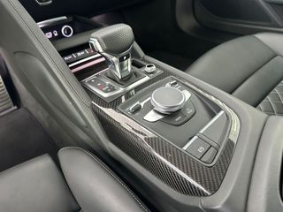 AUDI R8 V10 FSI performance 456kW quattro S tr.