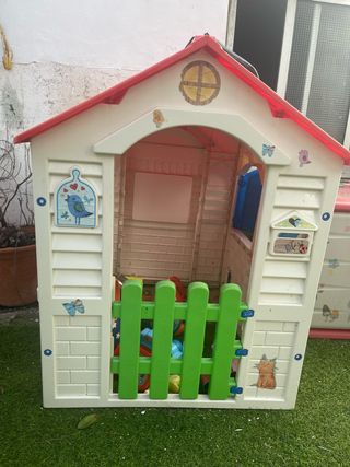 Casita infantil de plástico
