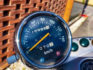 Suzuki Van Van 125 Blanca