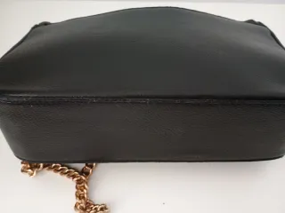 Bolso Victoria's Secret Negro Cadena Dorada