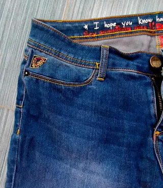 Pantalón vaquero Desigual Talla 40