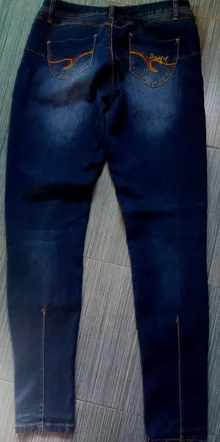 Pantalón vaquero Desigual Talla 40