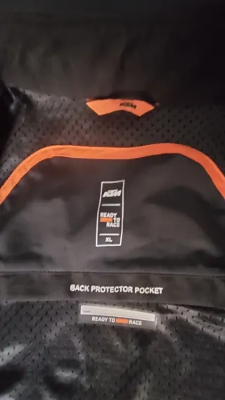 Cazadora moto KTM Negra y Naranja.T. XL de hombre