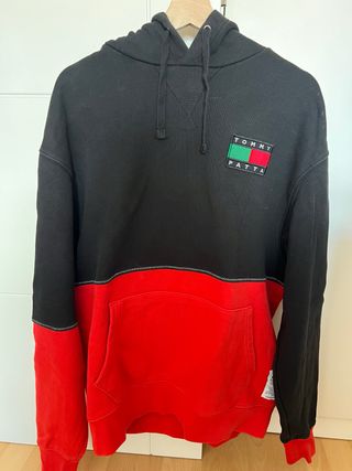 Sudadera Tommy Hilfiger x Patta Negra y Roja