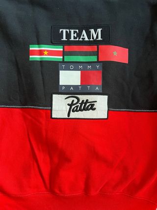 Sudadera Tommy Hilfiger x Patta Negra y Roja