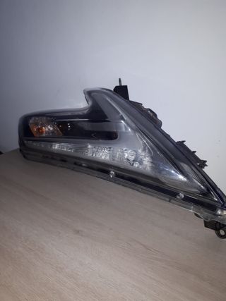 Nissan Juke F15 Faro Izquierdo y Derecho