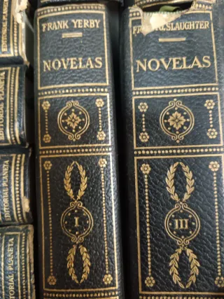 Lote 16 novelas diferentes autores.Editorial plane