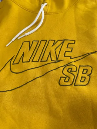 Sudadera Nike SB Amarilla Talla L