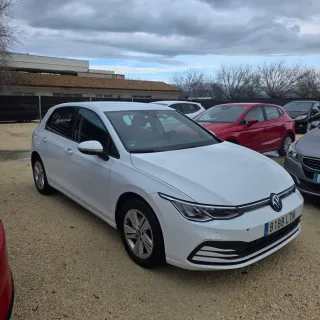 Volkswagen Golf 2021