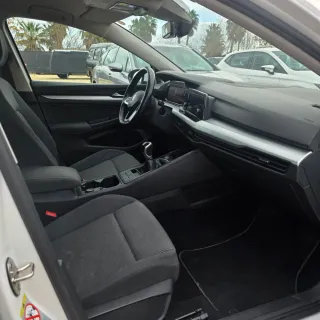 Volkswagen Golf 2021