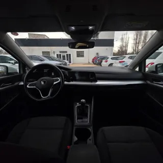 Volkswagen Golf 2021