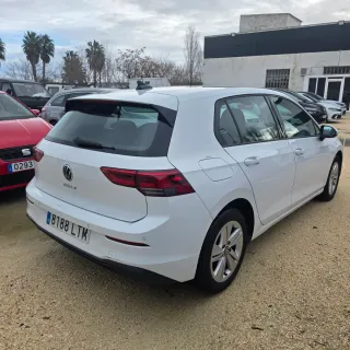 Volkswagen Golf 2021