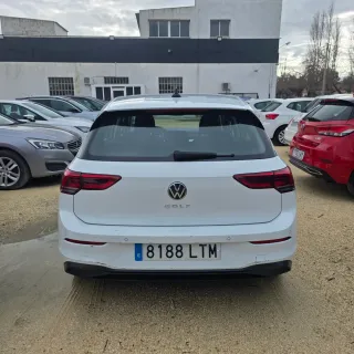 Volkswagen Golf 2021