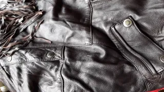 Cazadora Piel Años 90 Flecos Talla 42.