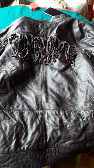 Cazadora Piel Años 90 Flecos Talla 42.