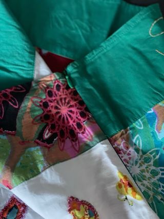 Falda Desigual Multicolor .