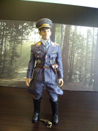 Figura Alert Line 1/6 Erich Hartmann WW2, sin caja