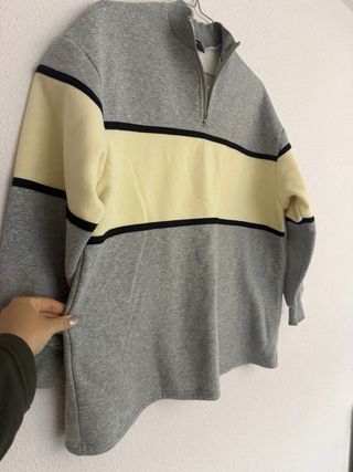 Jersey SHEIN gris y amarillo S holgado