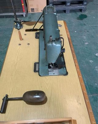Máquina de Coser Alfa 127/500
