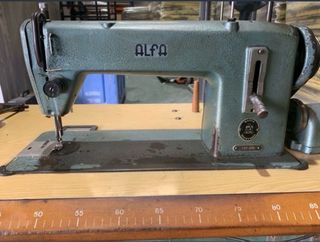 Máquina de Coser Alfa 127/500