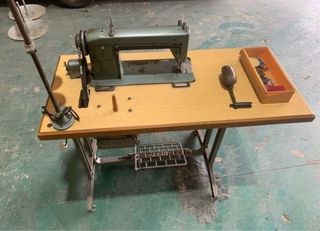 Máquina de Coser Alfa 127/500