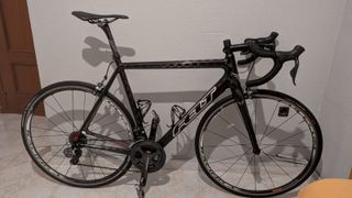 Bicicleta Felt F2 Carbono Ultegra Di2 Talla 58