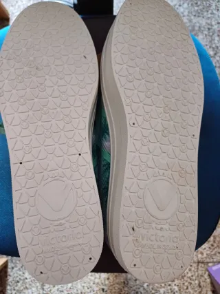 ZAPATILLAS BAMBAS VICTORIA CHICA NUEVAS TALLA 41 E