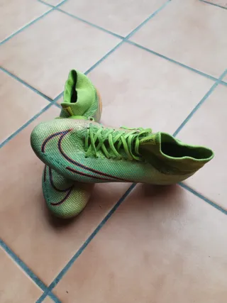 Botas Fútbol Nike  gama Elite