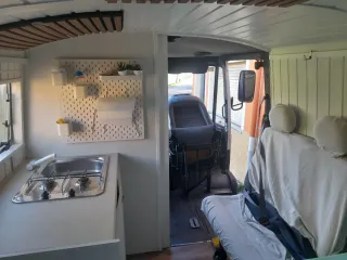 Mercedes-Benz 407D 1982