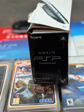 PSP Piano Black 2004 con caja e instrucciones