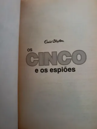 Os cinco e os espiões